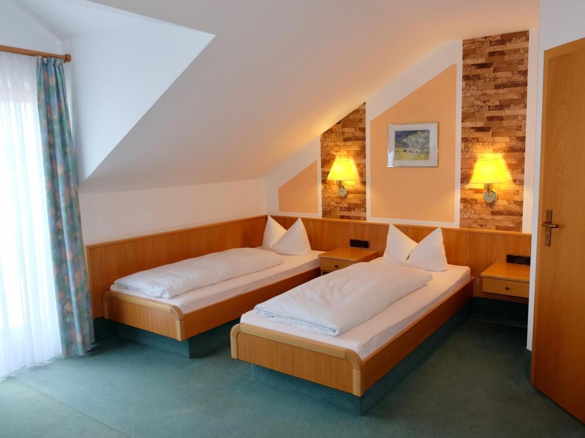 Gaestehaus Biedermann Kinding Zewnętrze zdjęcie