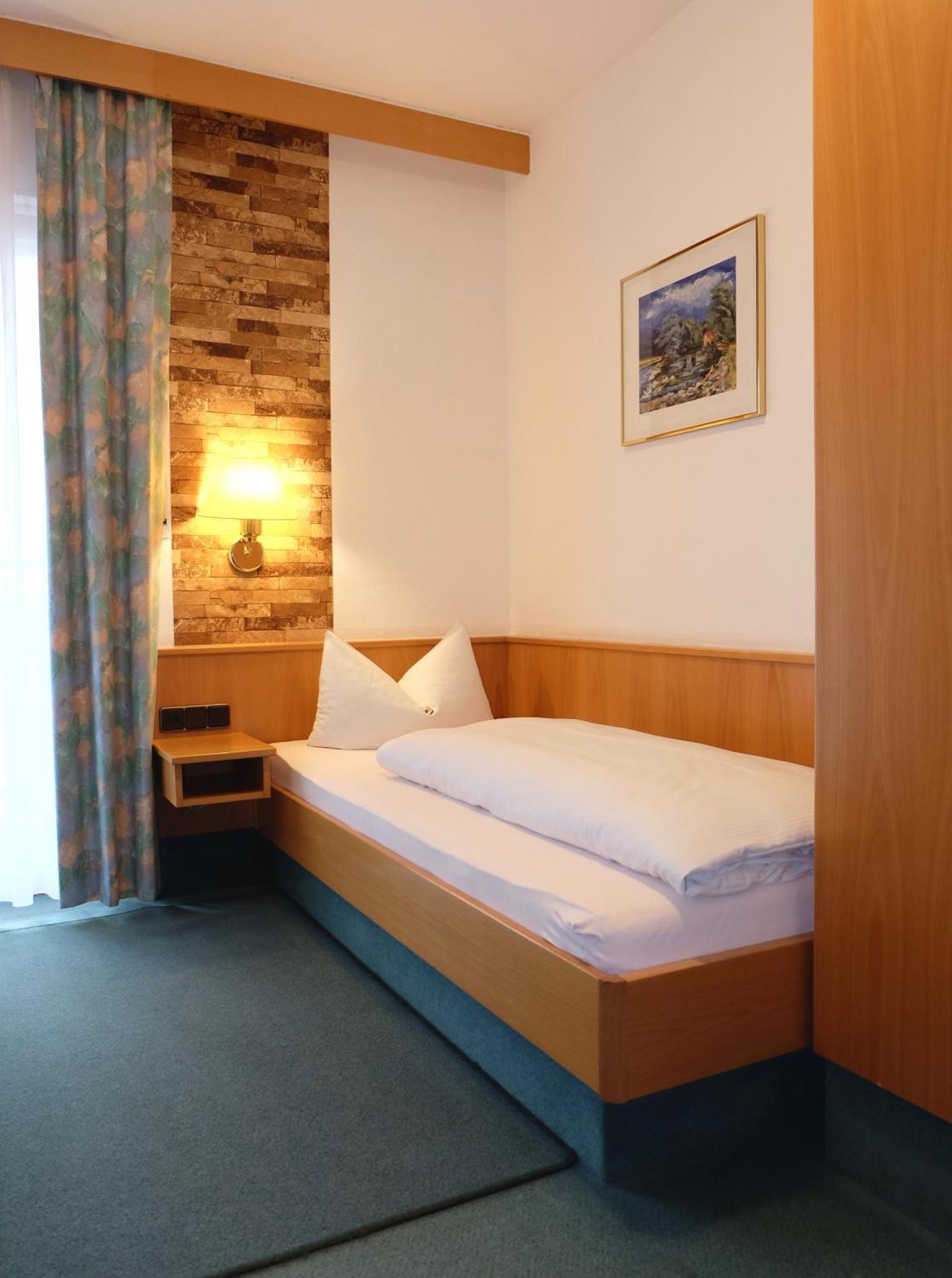 Gaestehaus Biedermann Kinding Zewnętrze zdjęcie